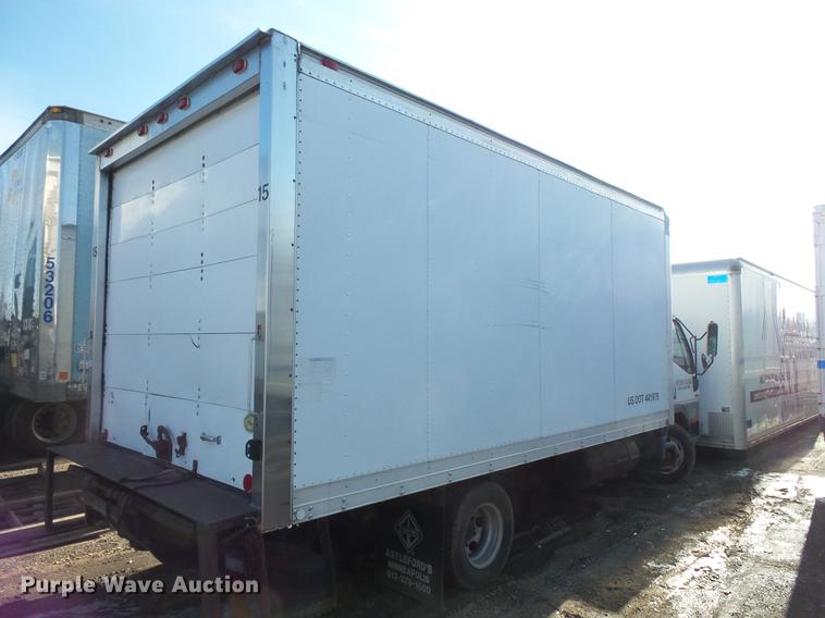 image for item DB8008 2001 Mitsubishi Fuso FE box truck