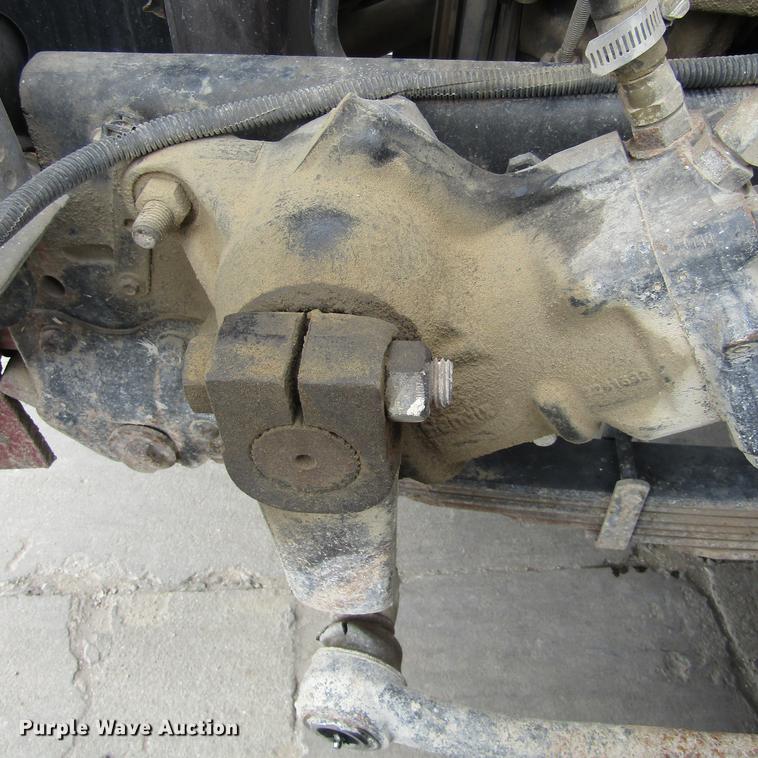 image for item DC0001 1990 Ford F700 tank truck