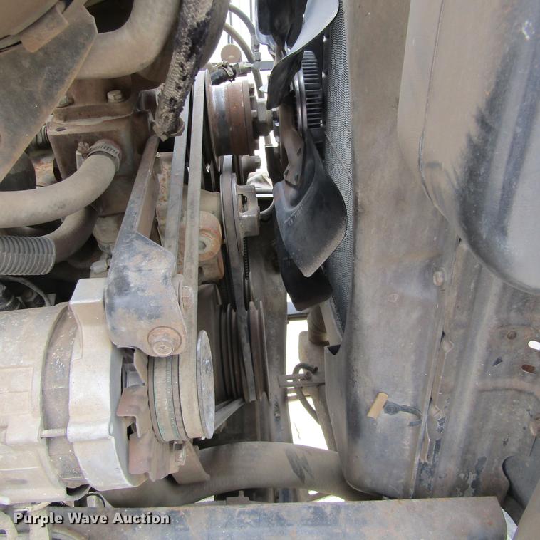 image for item DC0001 1990 Ford F700 tank truck