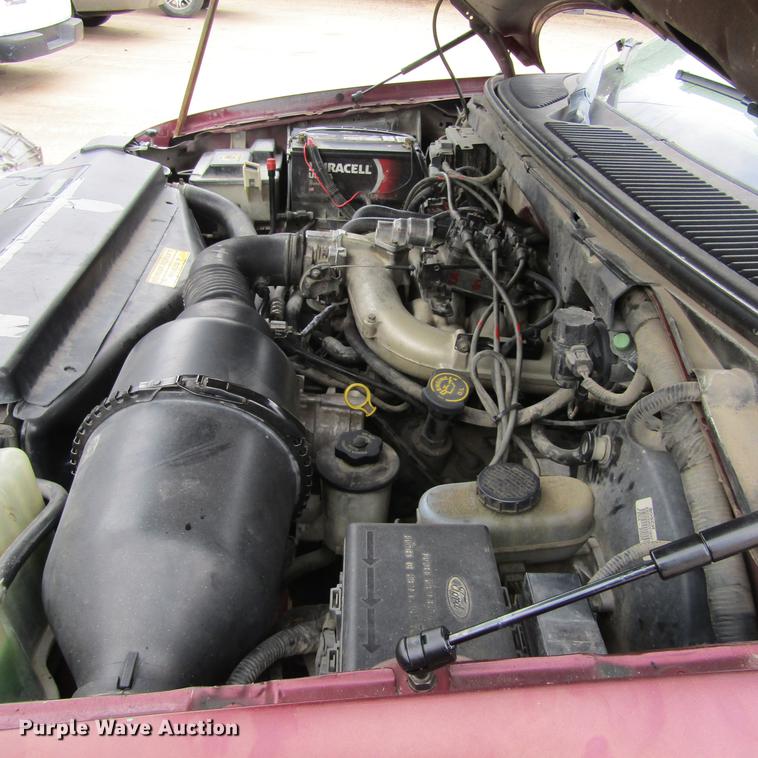 image for item DC0003 1998 Ford F150 pickup truck