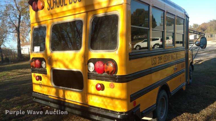 image for item DC0767 2004 Chevrolet Express G3500 Blue Bird school bus