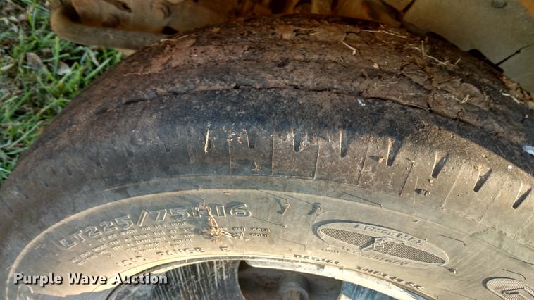 image for item DC0767 2004 Chevrolet Express G3500 Blue Bird school bus