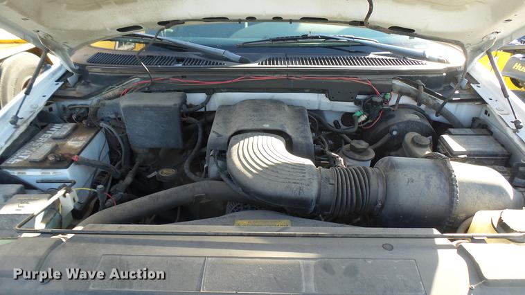 image for item DC1820 1998 Ford F250 SuperCab pickup truck