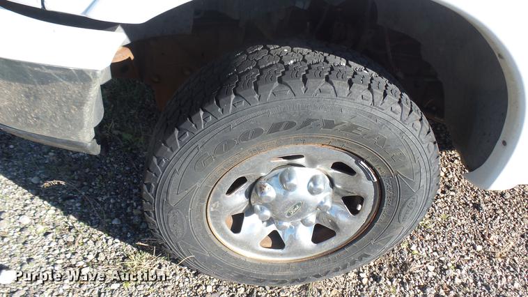 image for item DC1820 1998 Ford F250 SuperCab pickup truck