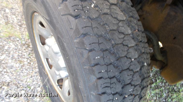 image for item DC1820 1998 Ford F250 SuperCab pickup truck