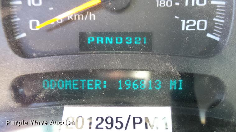 image for item DC1821 2003 GMC Sierra 1500 pickup truck