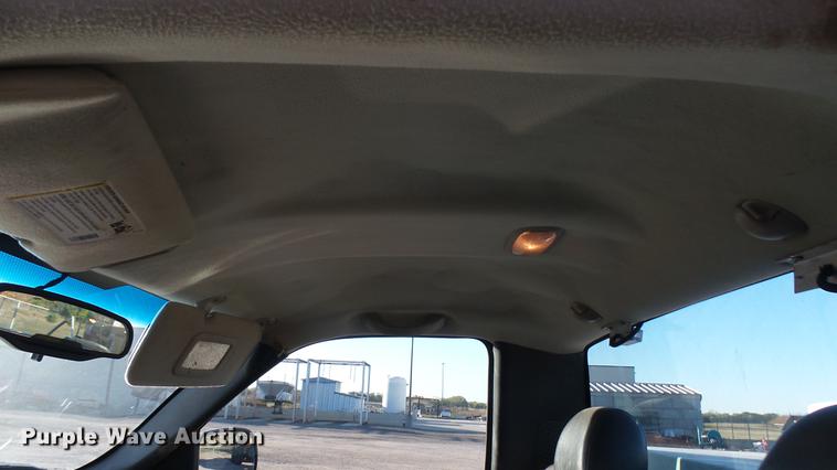 image for item DC1821 2003 GMC Sierra 1500 pickup truck