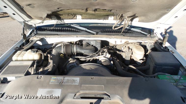 image for item DC1821 2003 GMC Sierra 1500 pickup truck