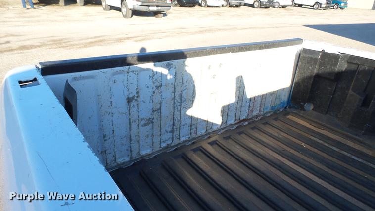 image for item DC1821 2003 GMC Sierra 1500 pickup truck