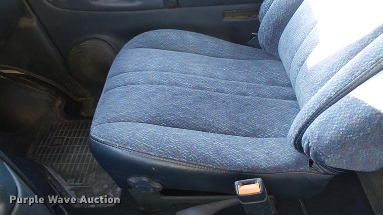 image for item DC1826 1996 Chevrolet Astro van