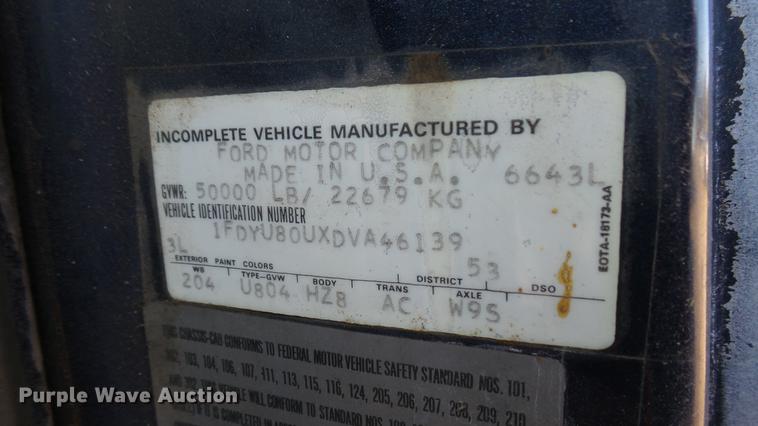 image for item DC1827 1983 Ford 8000 truck cab and chassis