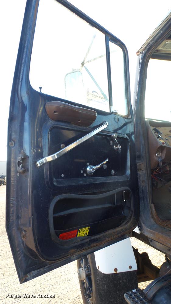 image for item DC1827 1983 Ford 8000 truck cab and chassis