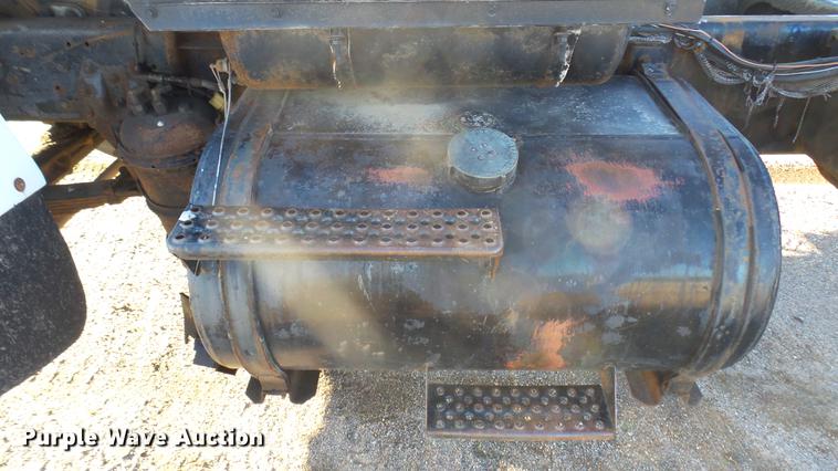 image for item DC1827 1983 Ford 8000 truck cab and chassis