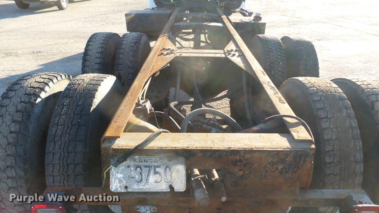 image for item DC1827 1983 Ford 8000 truck cab and chassis