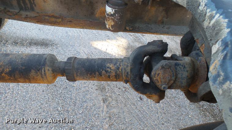 image for item DC1827 1983 Ford 8000 truck cab and chassis