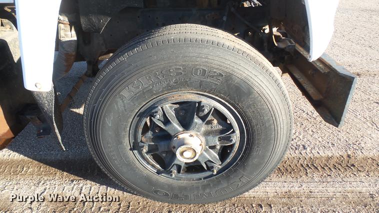 image for item DC1827 1983 Ford 8000 truck cab and chassis