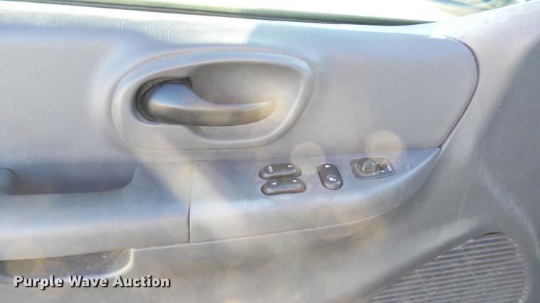 image for item DC1828 2003 Ford F150 pickup truck