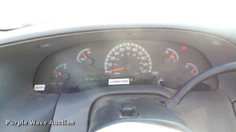 image for item DC1828 2003 Ford F150 pickup truck