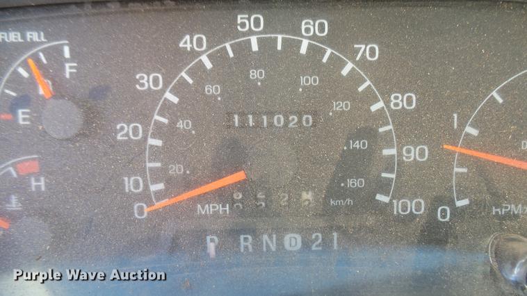 image for item DC1829 1999 Ford F250 Super Duty pickup truck