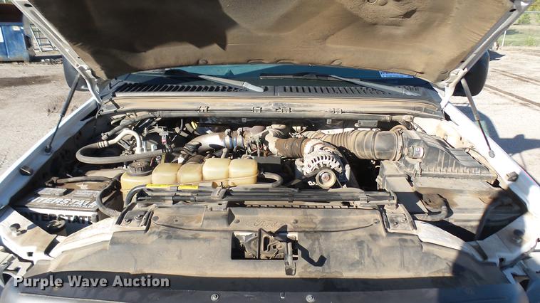 image for item DC1829 1999 Ford F250 Super Duty pickup truck