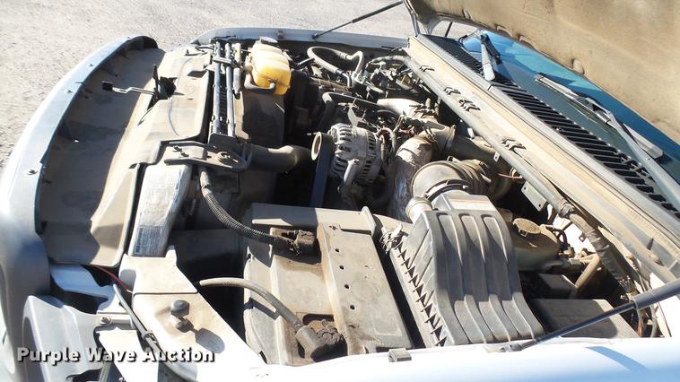 image for item DC1829 1999 Ford F250 Super Duty pickup truck