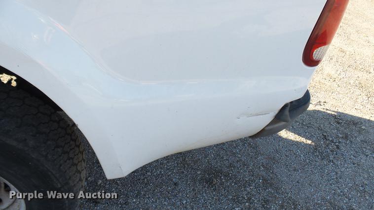 image for item DC1829 1999 Ford F250 Super Duty pickup truck