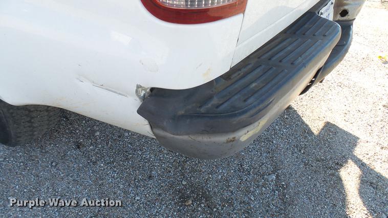 image for item DC1829 1999 Ford F250 Super Duty pickup truck