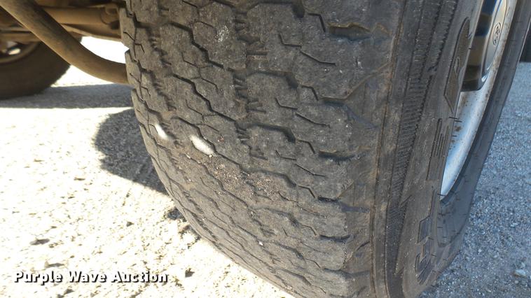 image for item DC1829 1999 Ford F250 Super Duty pickup truck