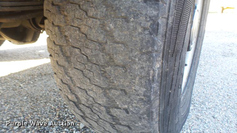 image for item DC1829 1999 Ford F250 Super Duty pickup truck