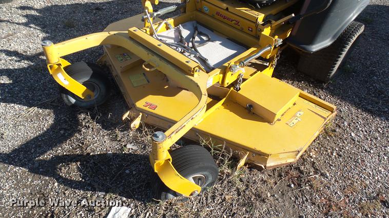 image for item DC1831 2005 Hustler Super Z ZTR lawn mower