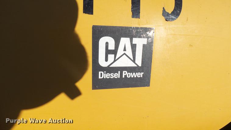 image for item DC1831 2005 Hustler Super Z ZTR lawn mower