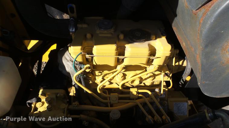 image for item DC1831 2005 Hustler Super Z ZTR lawn mower