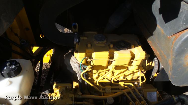 image for item DC1831 2005 Hustler Super Z ZTR lawn mower