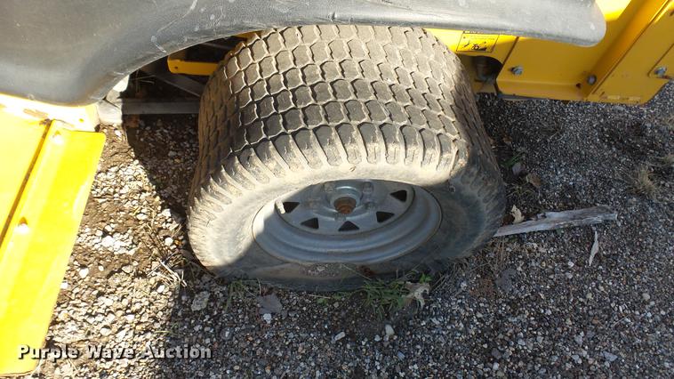 image for item DC1831 2005 Hustler Super Z ZTR lawn mower