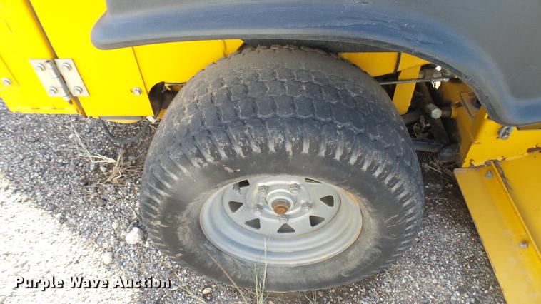 image for item DC1831 2005 Hustler Super Z ZTR lawn mower