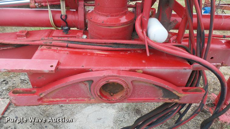 image for item DC1881 Dunbar knuckle boom crane