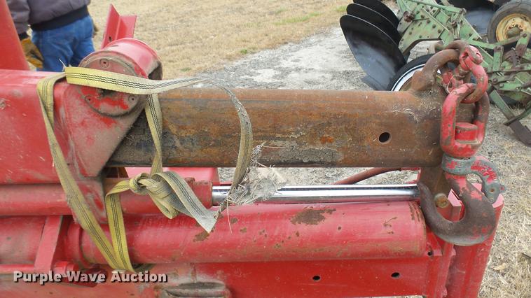 image for item DC1881 Dunbar knuckle boom crane