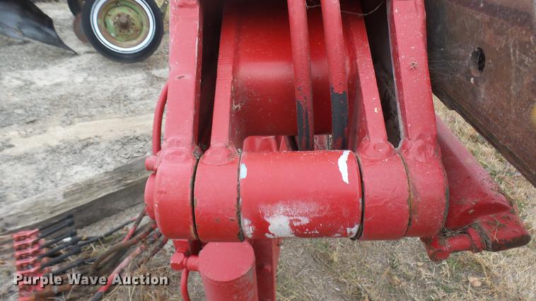 image for item DC1881 Dunbar knuckle boom crane