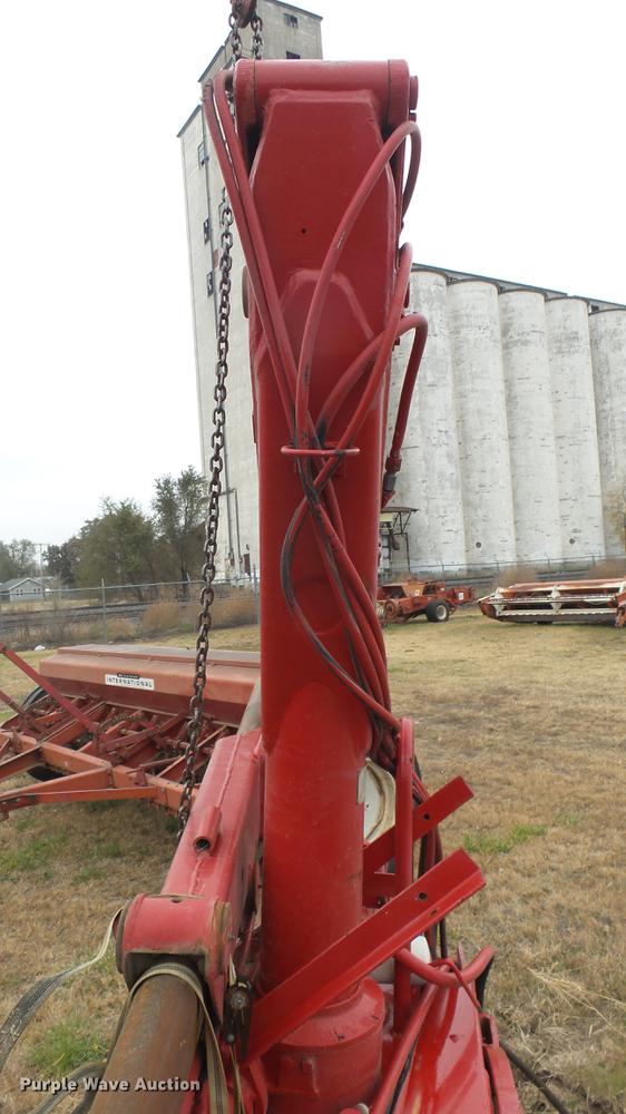 image for item DC1881 Dunbar knuckle boom crane