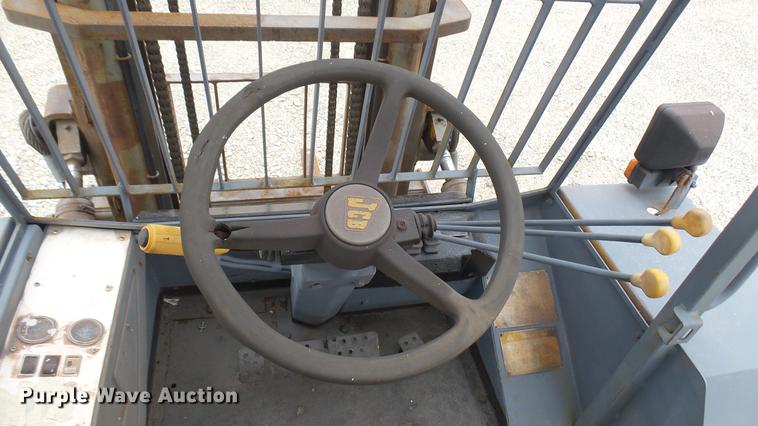image for item DC1882 1996 JCB 930 forklift