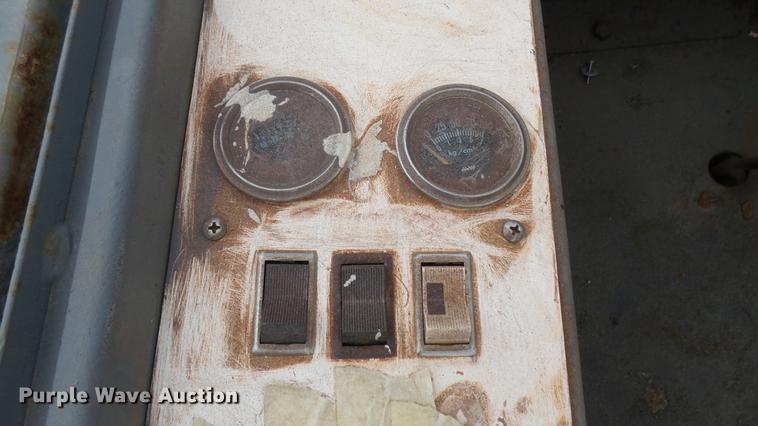 image for item DC1882 1996 JCB 930 forklift