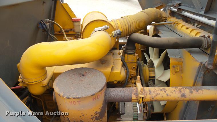 image for item DC1882 1996 JCB 930 forklift