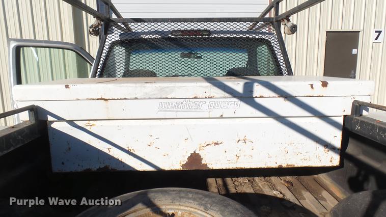 image for item DC1885 2000 Chevrolet C2500 pickup truck