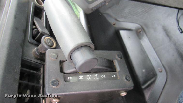 image for item DC2241 2001 International 4900 X-ray inspection truck