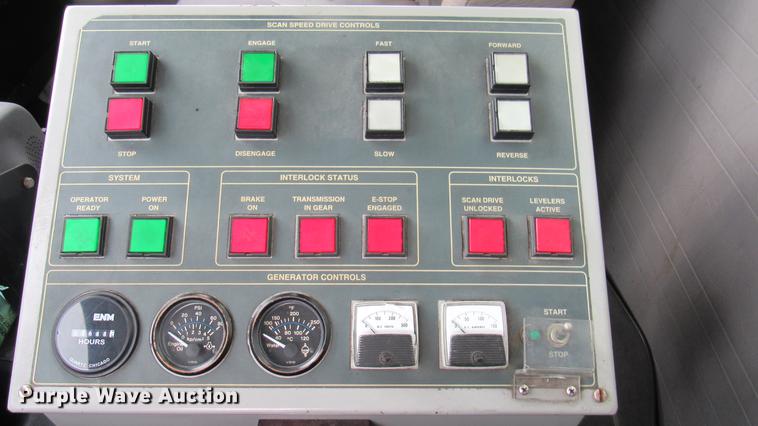 image for item DC2241 2001 International 4900 X-ray inspection truck