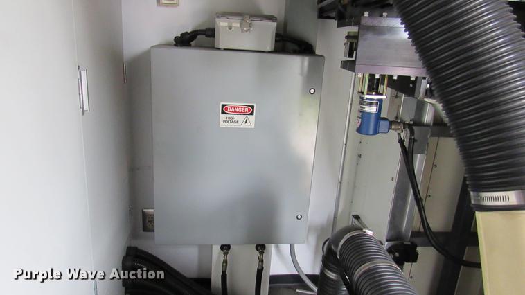 image for item DC2241 2001 International 4900 X-ray inspection truck