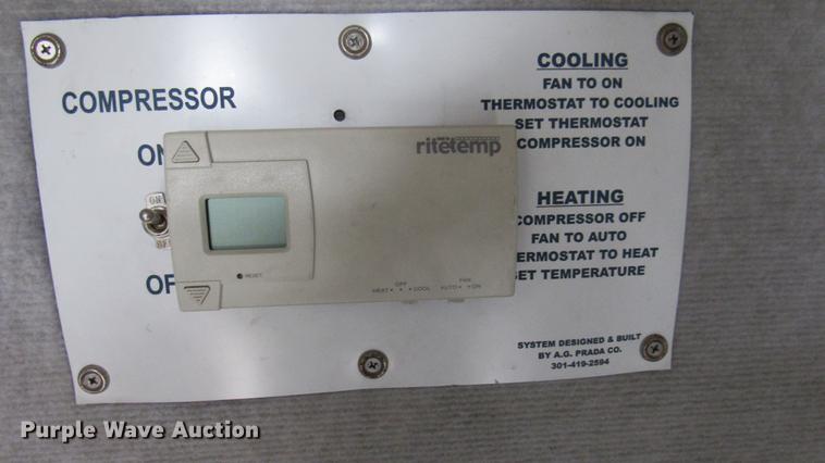 image for item DC2241 2001 International 4900 X-ray inspection truck