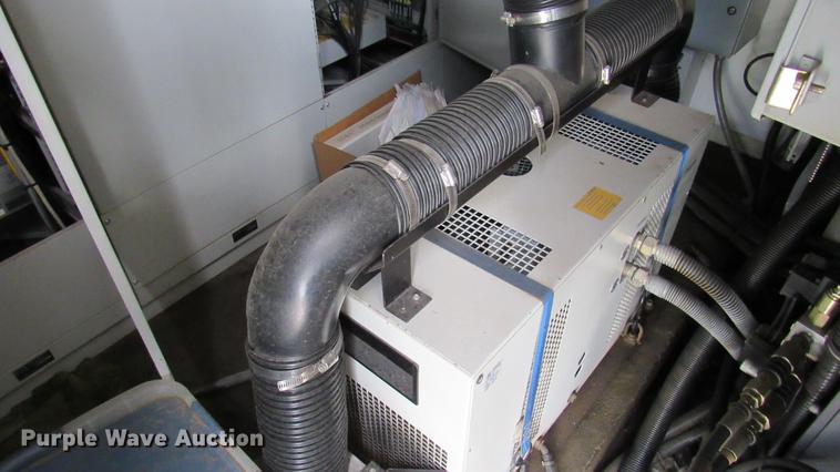 image for item DC2242 2001 International 4900 X-ray inspection truck