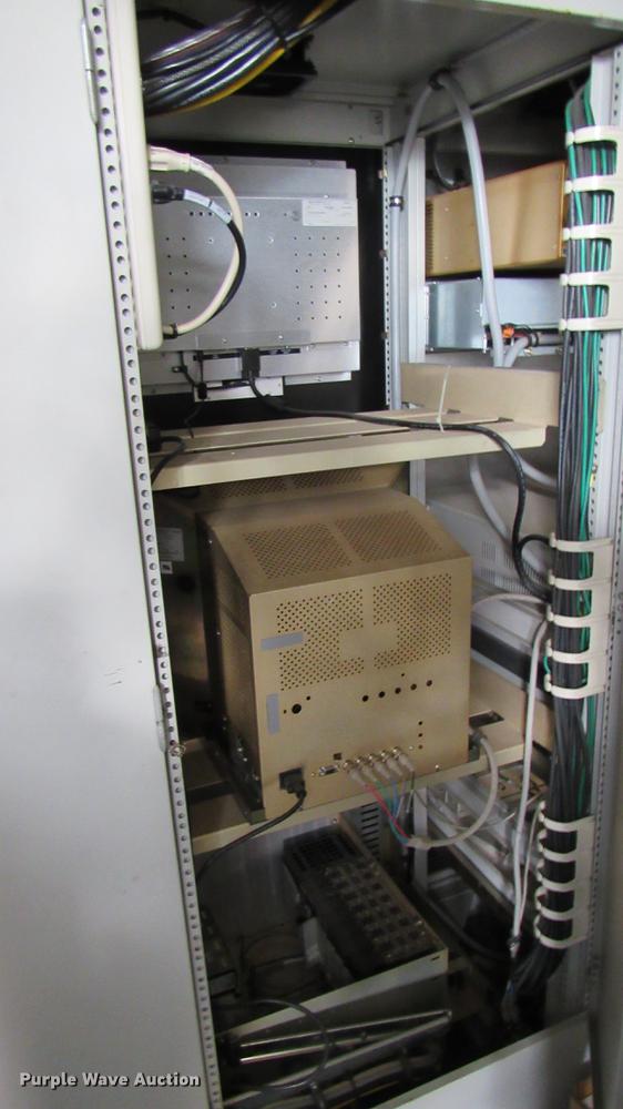 image for item DC2242 2001 International 4900 X-ray inspection truck