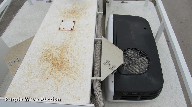 image for item DC2242 2001 International 4900 X-ray inspection truck